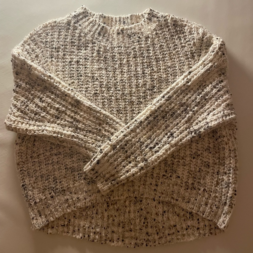 Off white sweatshirt from GARAGE.